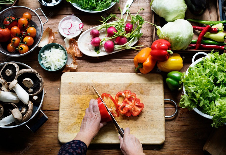 Segundo Paso Sube El Fuego Y Agrega Las Verduras