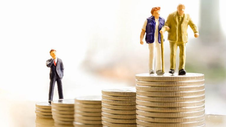 Un tercio de los trabajadores están en edad de jubilarse y no es una buena noticia para el empleo