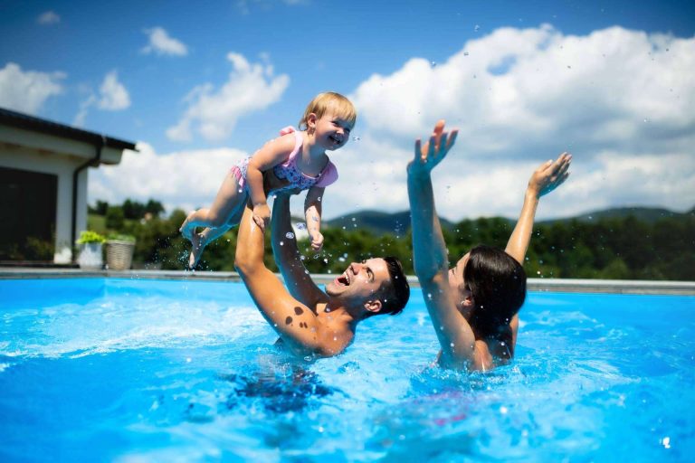 La nueva tendencia para 2023 de casas con piscina y jardín, con la firma inmobiliaria Cano & Pujol