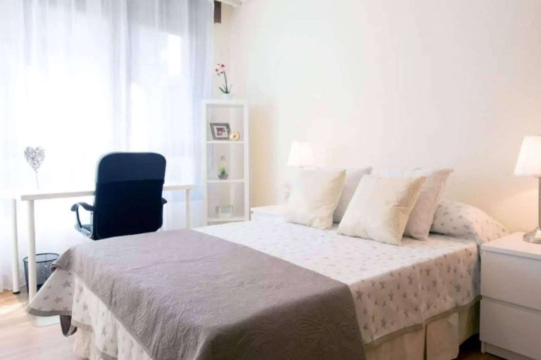 Vivir en la residencia universitaria Pamplona de CampusHome y sus principales beneficios