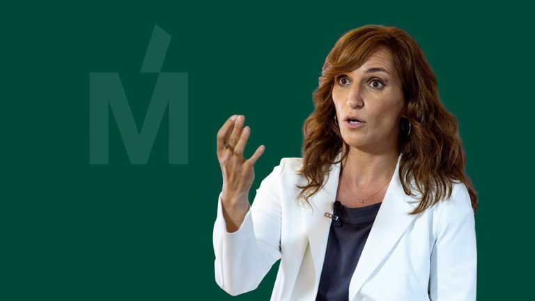 Mónica García recuerda que es médico para la campaña electoral