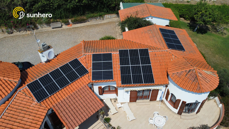 Las placas solares como punto de partida hacia la electrificación, por Sunhero