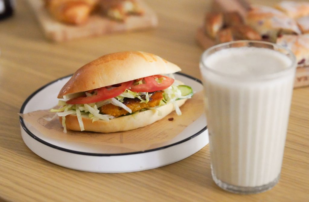 ¿Estás A Dieta Así Puedes Disfrutar De Una Hamburguesa Sin Saltarte El Régimen
