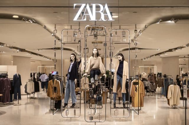 La chaqueta acolchada de Zara que todas las tiendas están ‘plagiando’