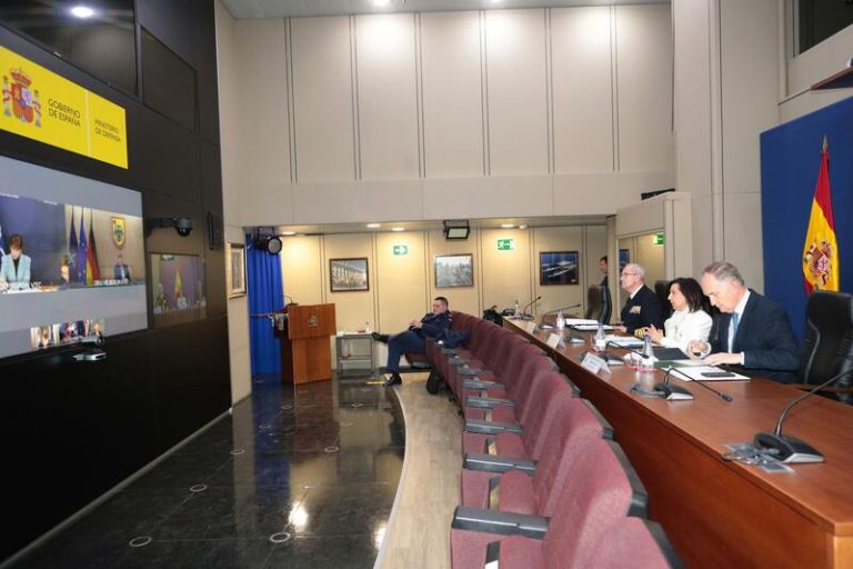 Robles abordará este viernes el envío de ‘Leopard’ a Ucrania con los once países de la ‘coalición de los tanques’