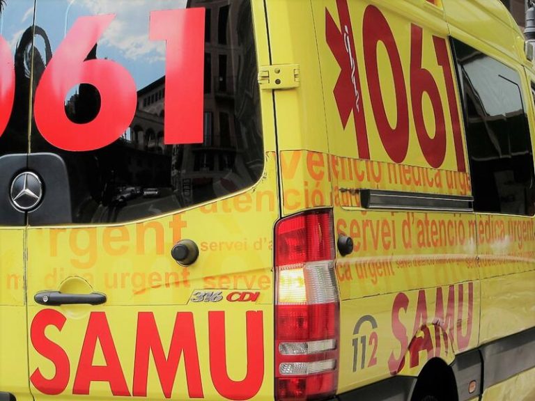 Mueren dos jóvenes en un accidente de moto en Ibiza