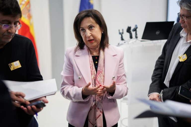 El Ministerio de Defensa crea la Escuela Militar de Ciberoperaciones para garantizar la seguridad nacional en la red