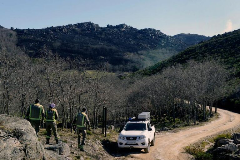 Extinguido el incendio de Muíños tras quemar 160 hectáreas del Parque Natural do Xurés (Orense)