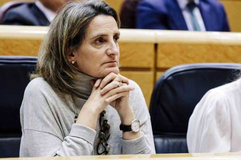 Teresa Ribera dice que el pacto Govern-PSC «se impone sobre la visión que priorizaba las banderas»