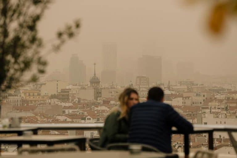 El tiempo estable predominará este domingo con calima y subida de temperaturas en gran parte de España