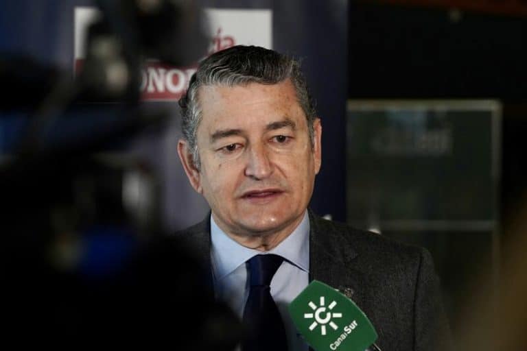 Andalucía envía a Turquía cuatro toneladas de material humanitario, especialmente para bebés y niños