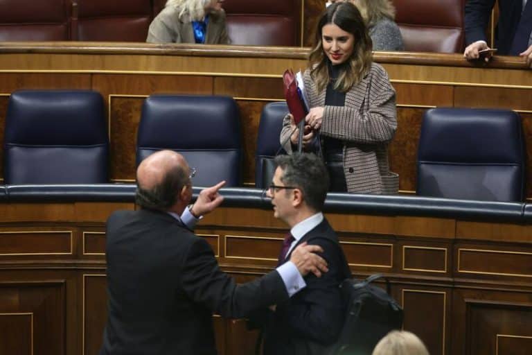 Vox advierte de que España «no va a consentir» que el Gobierno «siga escurriendo su culpa» ante el ‘solo sí es sí’