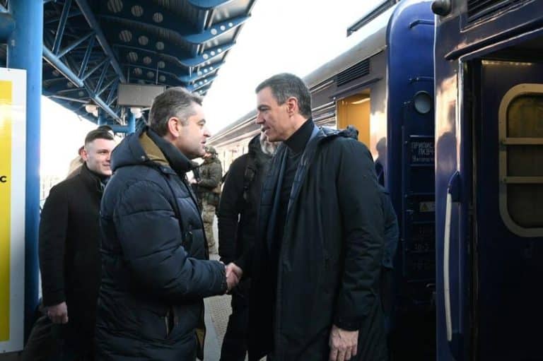 Sánchez visita Ucrania por segunda vez en la víspera del primer aniversario de la invasión rusa