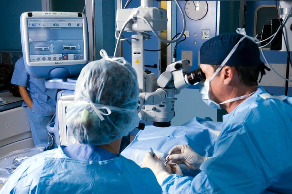 El Descubrimiento Sobre Microplásticos En Los Quirófanos Que Asusta A Médicos Y Pacientes