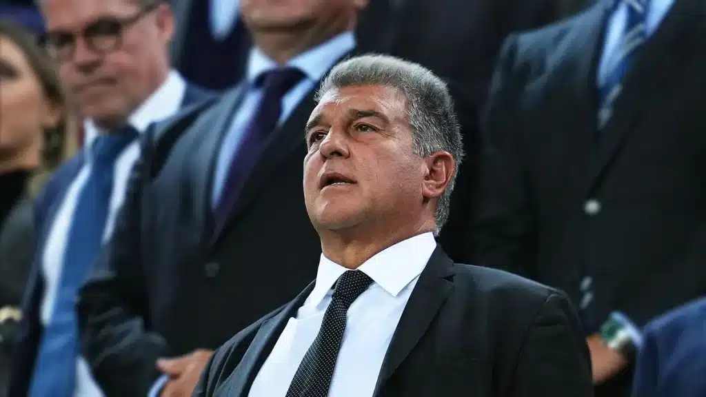 Bartomeu Invita A Laporta A Que Explique Todo  