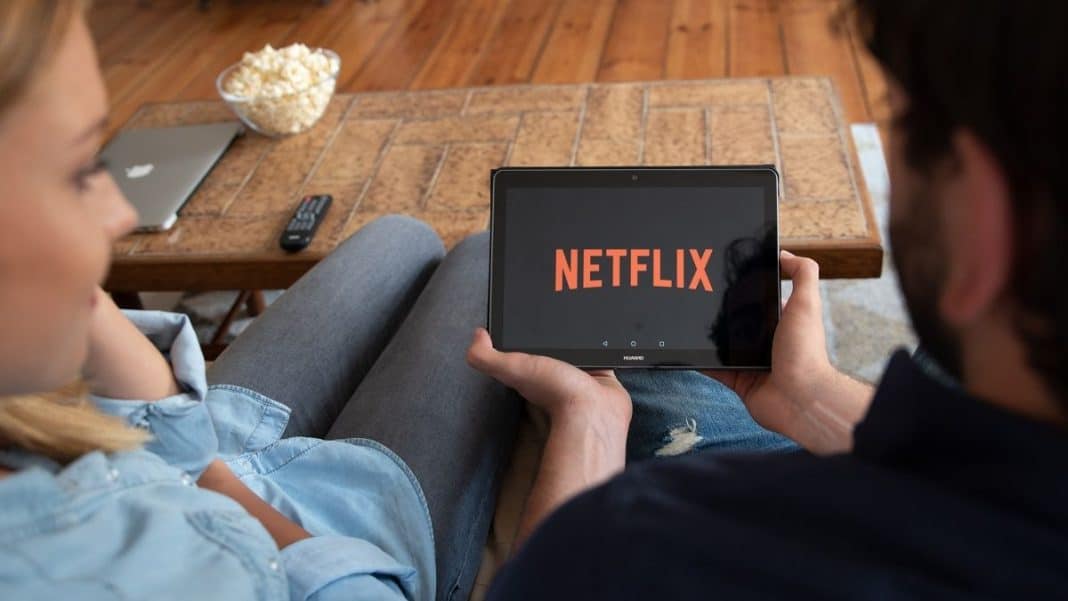 ¿Cómo detecta Netflix las cuentas compartidas de manera no licita?