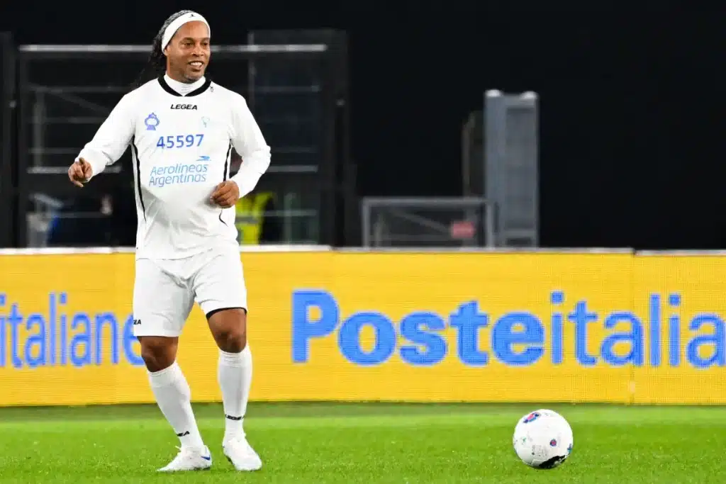 ¿Contra Quién Jugará Ronaldinho?