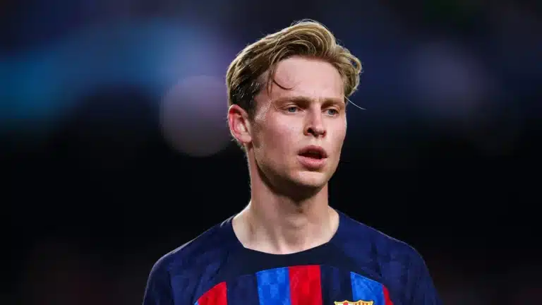 De descartado a titularísimo: Frenkie de Jong ha callado bocas