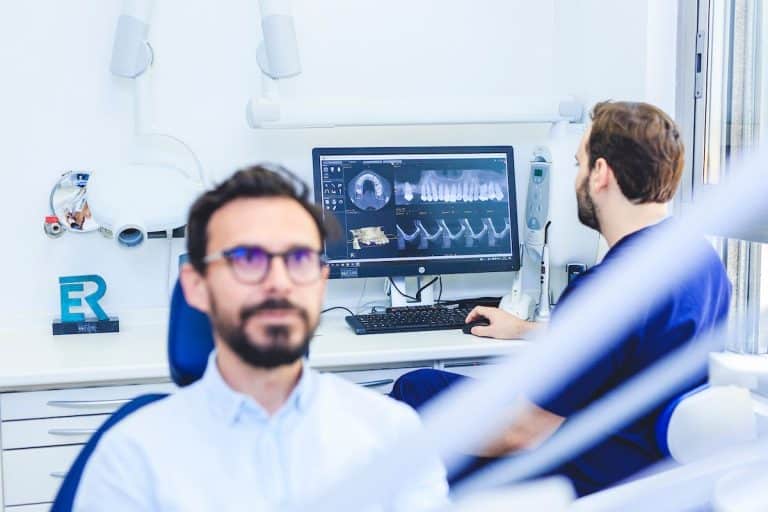 La Unidad Bucodental de Equipo de la Torre explica la técnica utilizada en pacientes con miedo al dentista