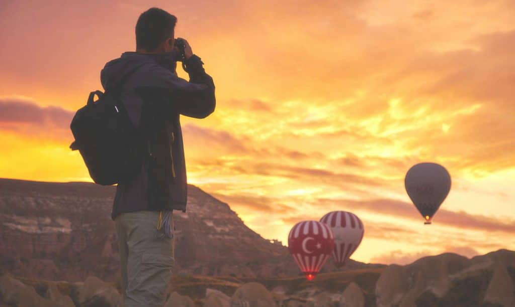 Cómo Viajar Gratis Por Todo El Mundo