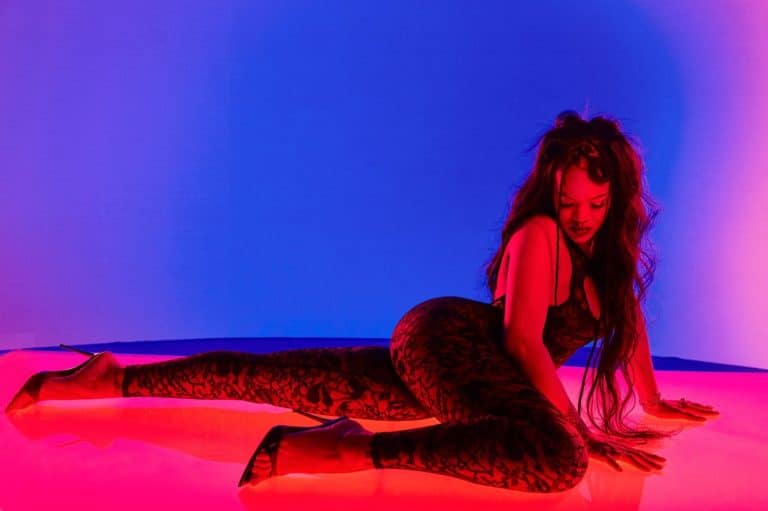Rihanna sale de su retiro para tomar la tarima del Superbowl