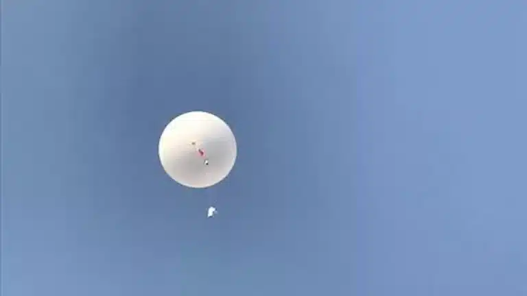 Los objetos voladores que traen de cabeza a la fuerza aérea de EEUU