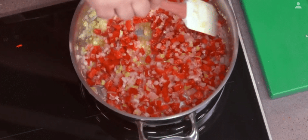 La Receta De Dani García Para Hacer Unas Lentejas De Toda La Vida Con Un Toque Moderno