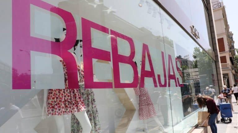 Las últimas oportunidades de Mango para despedir las rebajas a lo grande
