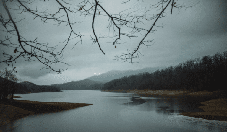 Los lagos más misteriosos de España (con fantasmas incluidos)