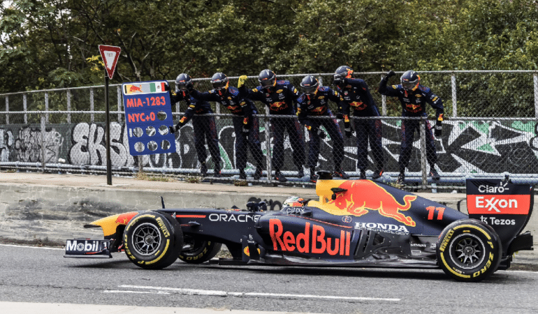 Los Pilotos Están Satisfechos Del Coche