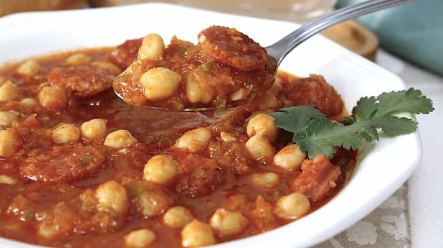 La receta de garbanzos más deliciosa para combatir los últimos días de frío