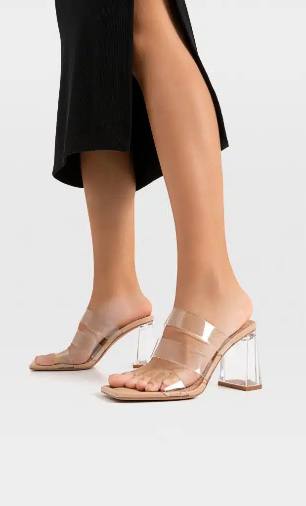 Las sandalias de vestir de Stradivarius para saludar a la