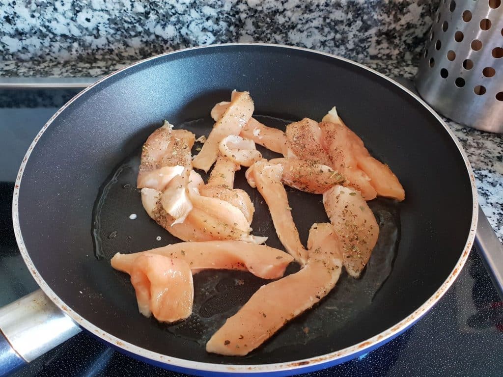 El Pollo En Pepitoria De Arguiñano Que Te Pedirá Tu Familia Cada Semana