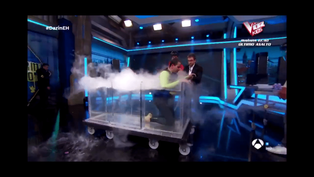 Tremendo Susto En El Hormiguero Un Experimento Salio Mal Y Pablo Motos Salva Del Fuego A Un Colaborador Television Cope Google Chrome 21 02 2023 10 11 21