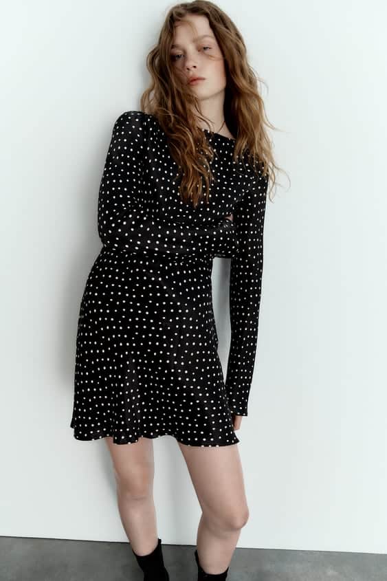 Zara: La Falda Midi Por 5,99 Euros Para Lucir En Cualquier Ocasión