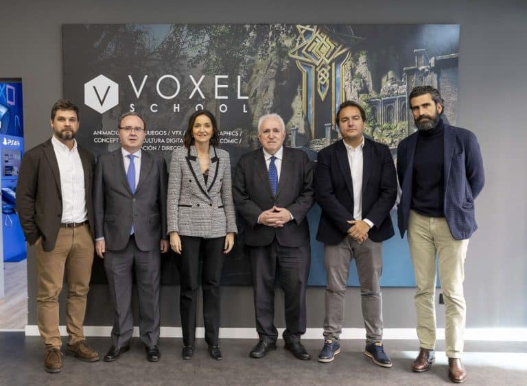 La Ministra Reyes Maroto se pasa a PlayStation