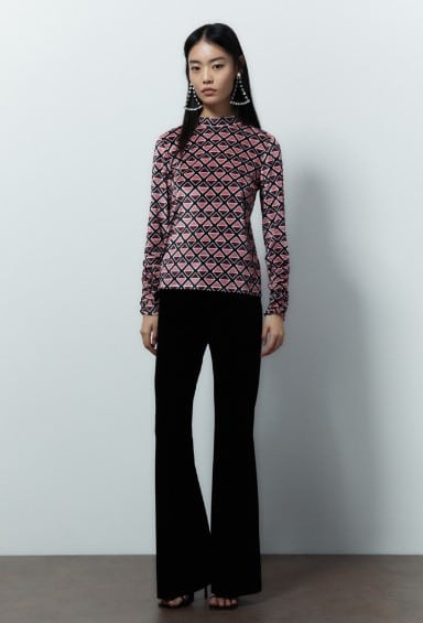 Blusa de terciopelo estampado