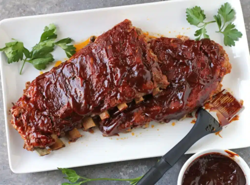 Estas Costillas A Baja Temperatura Le Dan Mil Vueltas A Las Bbq 5 Ingredientes Necesarios