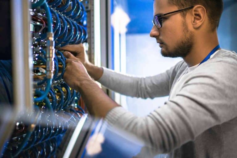 Informática Sevilla ofrece mantenimiento, ciberseguridad y tranquilidad para empresas