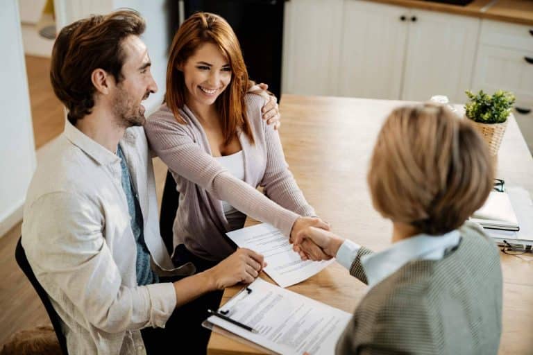Beneficios de realizar un curso de agente inmobiliario con Surge