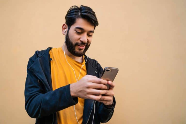 El juego para dispositivos móviles que ayuda a recordar y aprender nuevo vocabulario en español, Deletreados