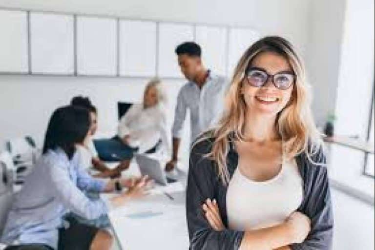Cursos de inglés para empresas en los que aprender habilidades comunicativas en el terreno profesional, con American Language Academy