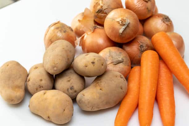 Ingredientes para hace patatas guisadas