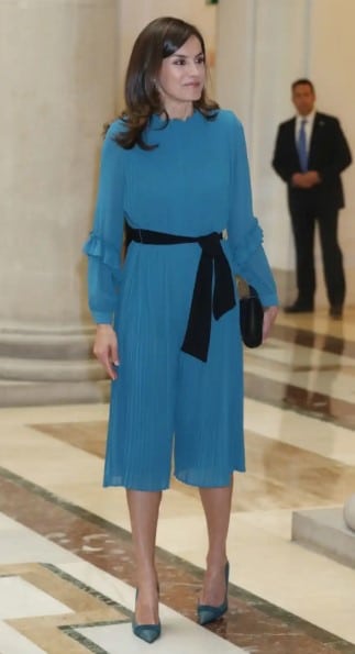 El Mono Azul De Zara