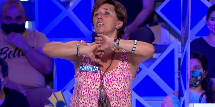 La Ruleta De La Suerte: La Audiencia Critica Duramente A Una Concursante Por Este Motivo 62 La Ruleta De La Suerte: La Historia De Natalia