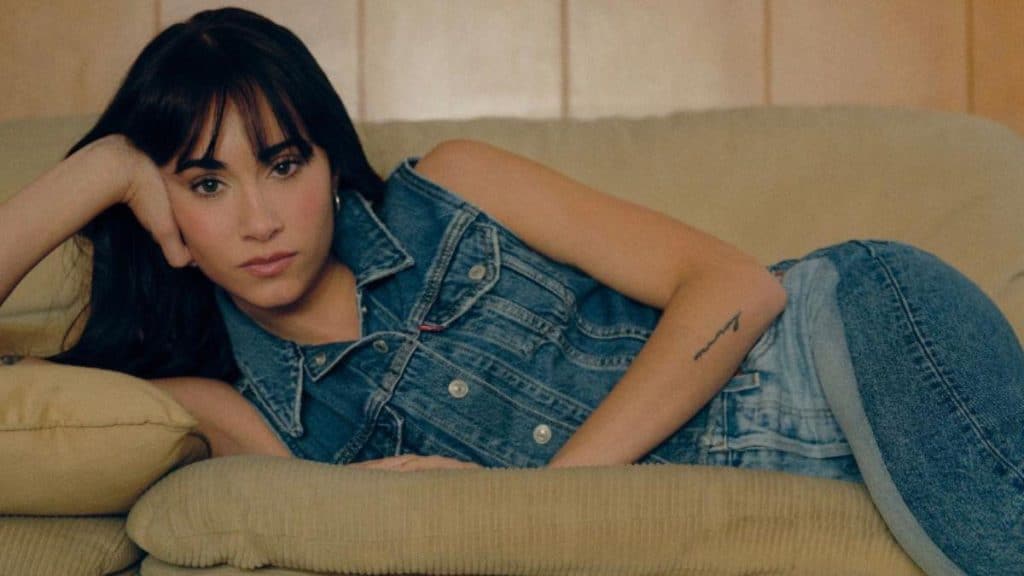 Aitana Emula A Shakira Con Su Última Canción, Pero Ella No Es La Víctima