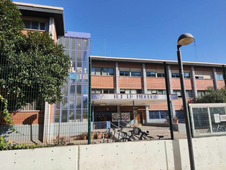 El Síndic de Greuges abre una investigación de oficio ante la «situación extrema» del IES de Mislata (Valencia)