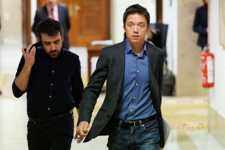 Errejón: la izquierda necesita un nuevo espacio en el que «corra el aire» y Díaz tiene facultades para liderarlo