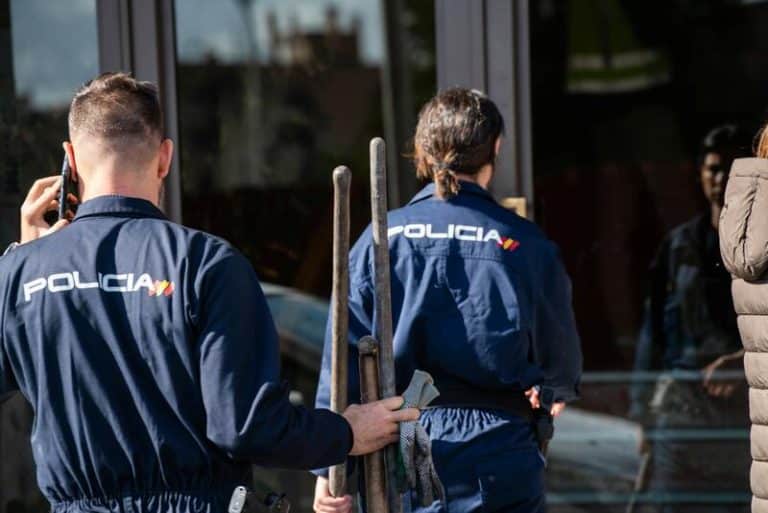 Madrid: Enfrentamiento entre la Policía y jugadores de la selección peruana de fútbol