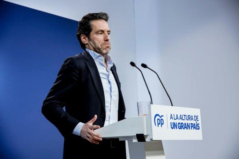 Sémper apoya abrir un debate sobre la gestación subrogada, pero cree que «hoy no se dan las circunstancias» para hacerlo